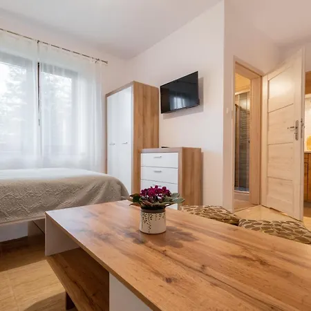 Sara Homestay szállás *